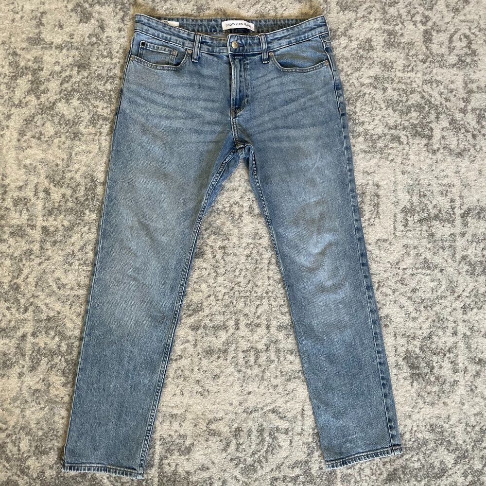 Calvin Klein Slim Adjuste Jeans 33W x 30L